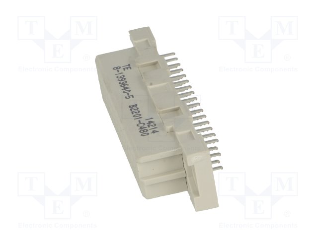 TE CONNECTIVITY 8-1393640-5